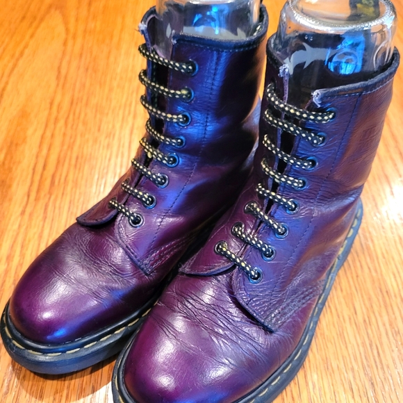 Made in England Doc Marten Boots - Picture 2 of 10